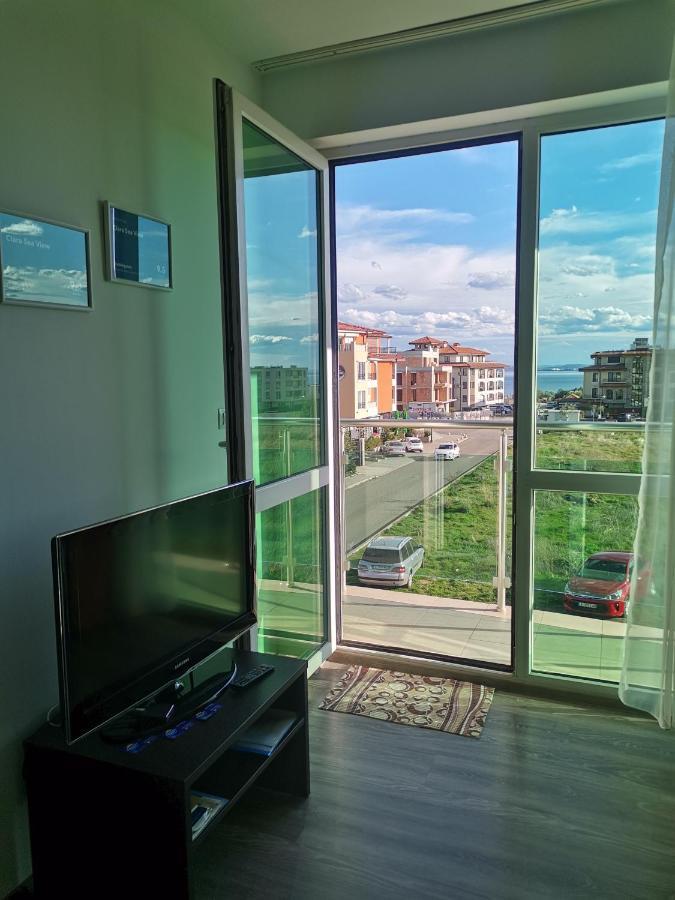 Clara Sea View Lägenhet Burgas Exteriör bild