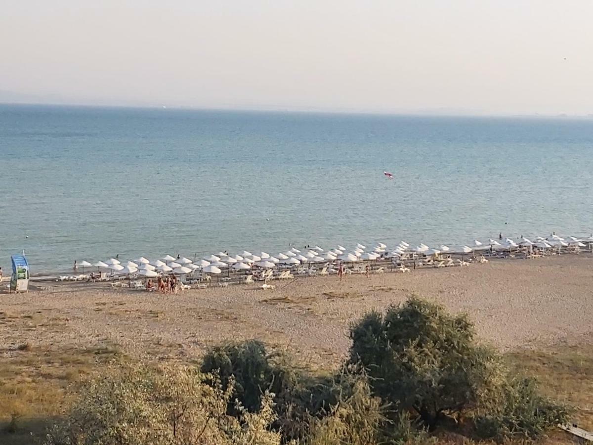 Clara Sea View Lägenhet Burgas Exteriör bild